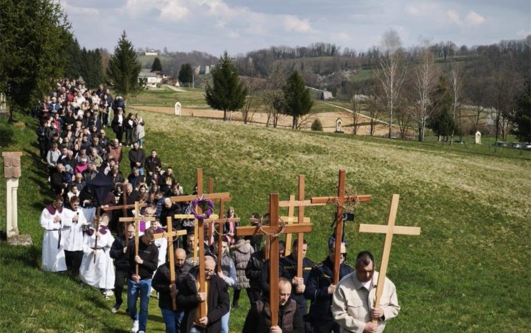 Održan 20. hodočasnički križni put u župi Novigrad na Dobri